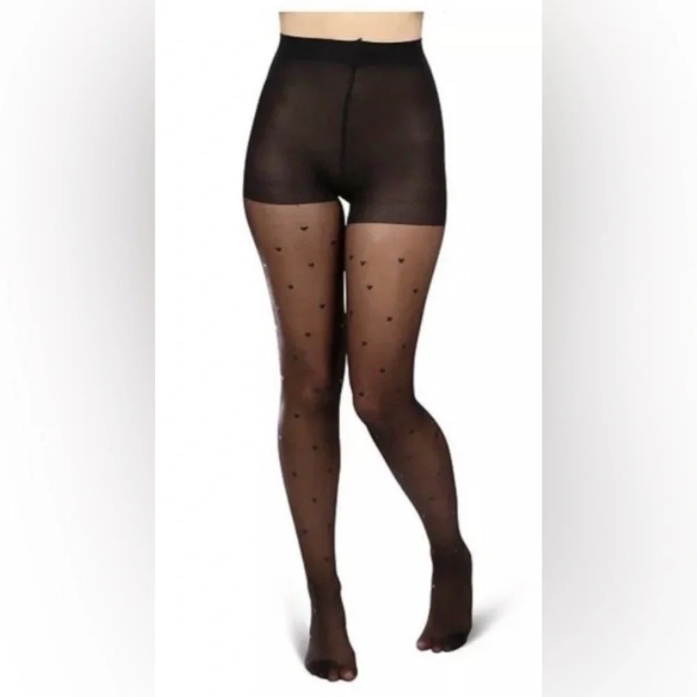 MeMoi HEART SHEER NYLON TIGHTS $24 IN STORES SZ S/M IN ORIGINAL PACKAGE